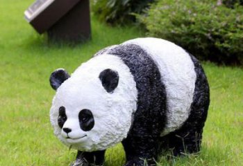 城市玻璃鋼熊貓雕塑廠家 風景區(qū)彩繪雕塑 抽象擺件
