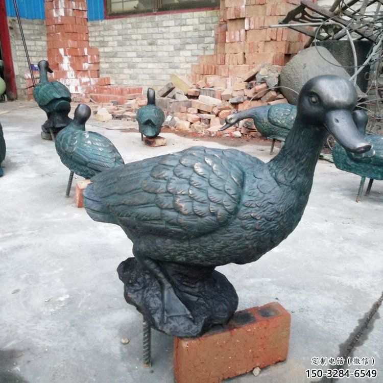 鴨子雕塑廠家，仿真動物， 公園廣場街頭擺件 (12)
