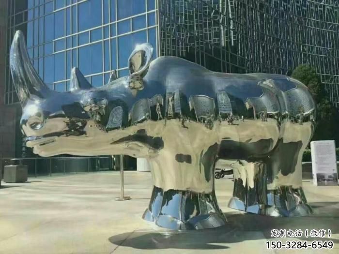幼兒園犀牛雕塑，鐵藝文化雕塑，鑄造制作