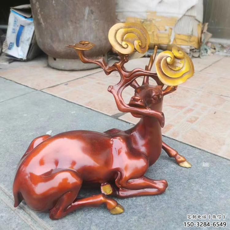 醫(yī)院馴鹿雕塑，仿古動(dòng)漫雕塑，仿古擺件