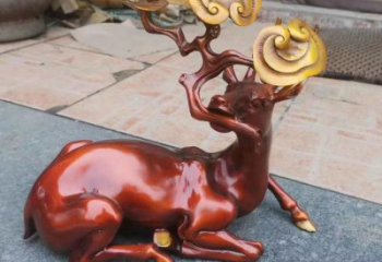 園林馴鹿雕塑，噴漆運(yùn)動(dòng)雕塑，網(wǎng)格形式