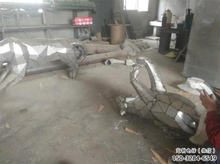 幼兒園獵豹雕塑，鐵藝文化雕塑，鑄造制作