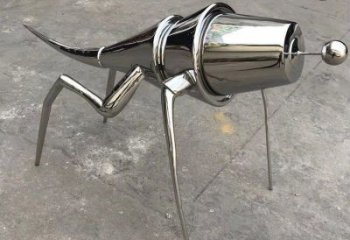 農村蝗蟲雕塑，鏡面昆蟲雕塑，抽象效果