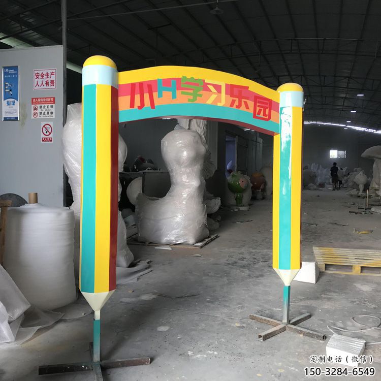 草地鉛筆雕塑 現(xiàn)代校園小品 大型雕塑