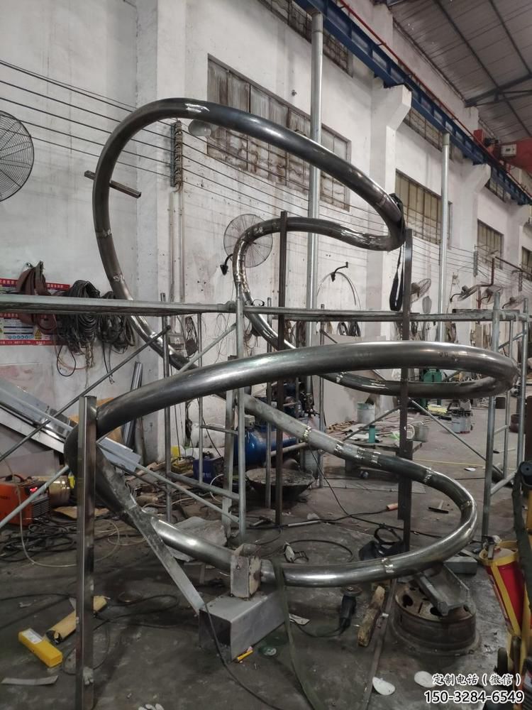 大型松樹(shù)雕塑 歐式步行街植物雕塑 彩繪大樹(shù)雕塑