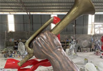 城市沖鋒號雕塑 風景區(qū)彩繪雕塑 抽象擺件