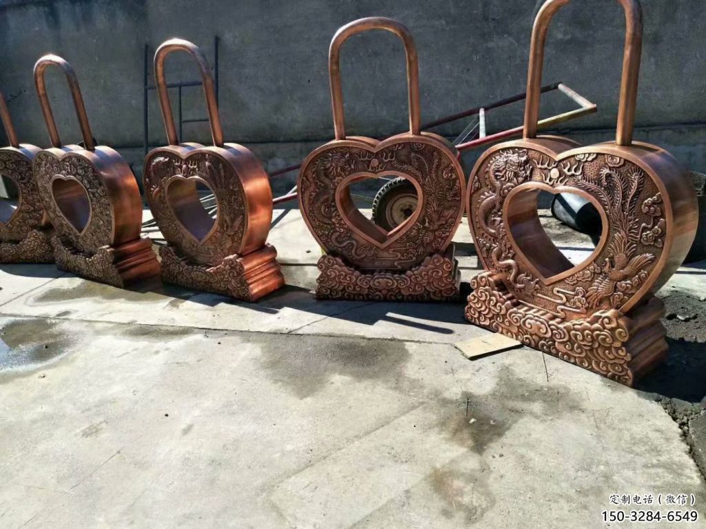 街道鎖子雕塑 現(xiàn)代同心鎖雕塑 彩繪雕塑