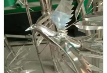 現代竹葉雕塑 大型別墅區竹類雕塑 鏡面植物雕塑