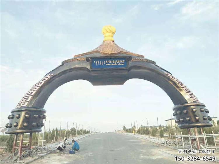 廣場(chǎng)大門雕塑