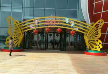 蝴蝶拱門雕塑，鏤空烤漆效果，不銹鋼小區(qū)標(biāo)識雕塑