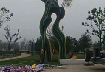 仙人掌大門(mén)雕塑