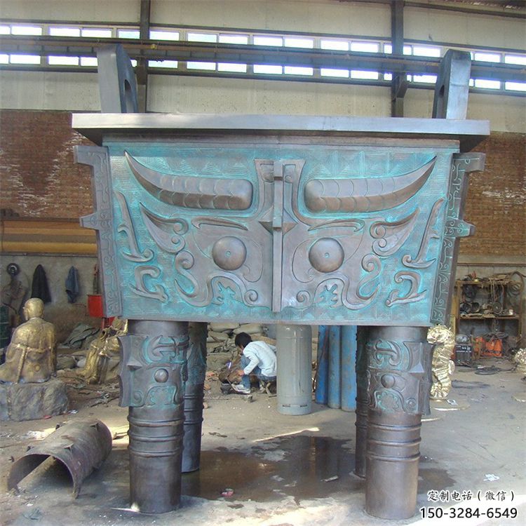 象形紋青銅鼎雕塑