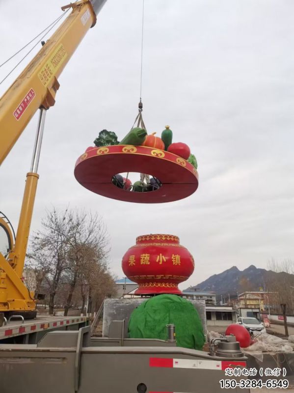 彩繪景觀花籃雕塑通用，花園小品，廣場玻璃鋼花籃雕塑優(yōu)價