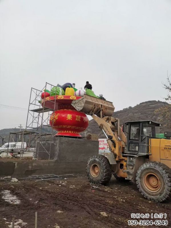 環境景觀花籃雕塑批發，烤漆工藝，園林小品玻璃鋼花籃雕塑承接