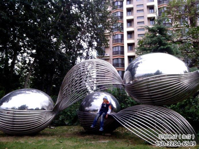 廣場(chǎng)恐龍蛋雕塑