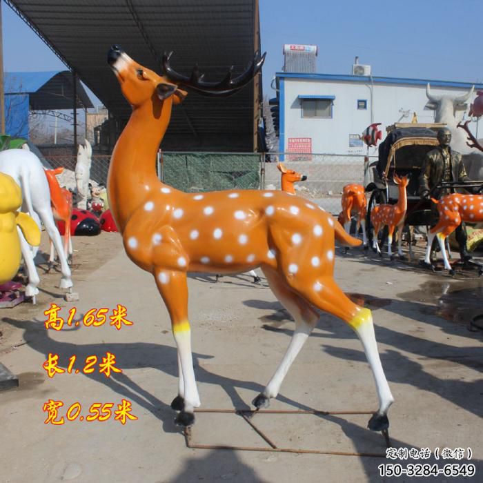 戶外小鹿雕塑制作，彩繪動物雕塑，玻璃鋼景觀雕塑