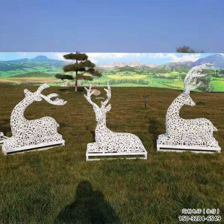 小鹿雕塑工廠選用，街道標(biāo)識(shí)，園林鏤空小鹿雕塑批發(fā)