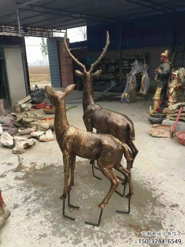 城市馴鹿雕塑，網(wǎng)格體育雕塑，古銅效果