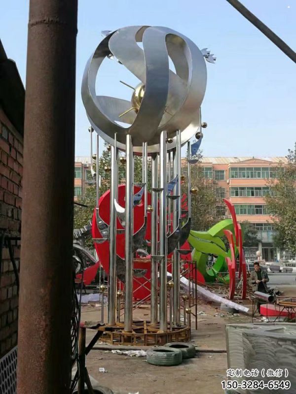 地球儀雕塑定制，小區雕塑，不銹鋼手托地球儀雕塑廠家