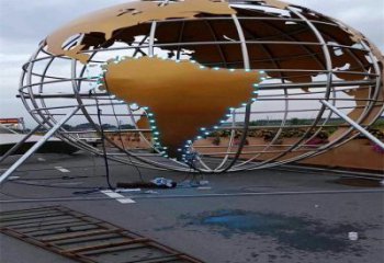 地球儀雕塑展品，景觀概念，鏤空鏡面地球儀雕塑優(yōu)選