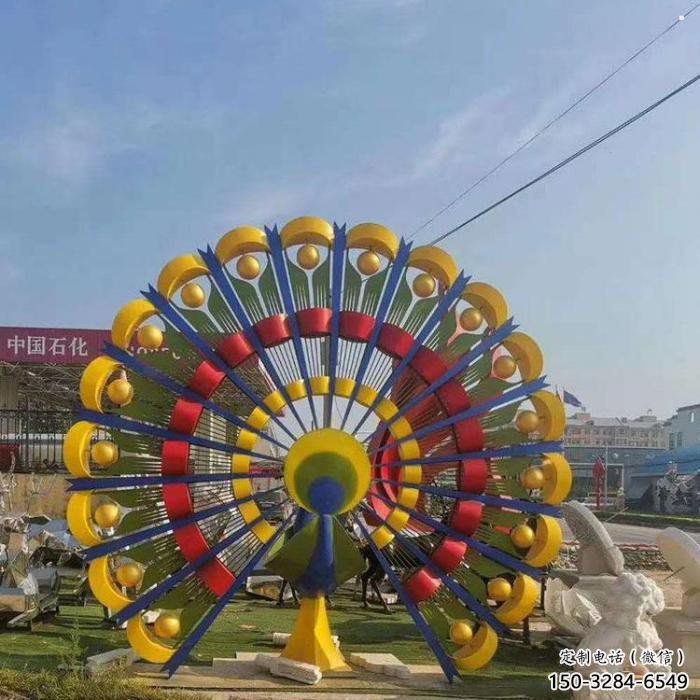 孔雀開屏雕塑訂做，室外軟裝，孔雀開屏雕塑供應(yīng)