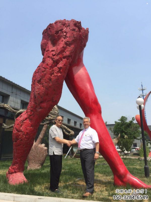 景觀人字雕塑選用，美陳雕塑，不銹鋼人字雕塑廠家展示