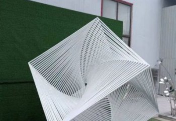 廣場立方體雕塑廠家，市標雕塑，鏤空立方體雕塑定制