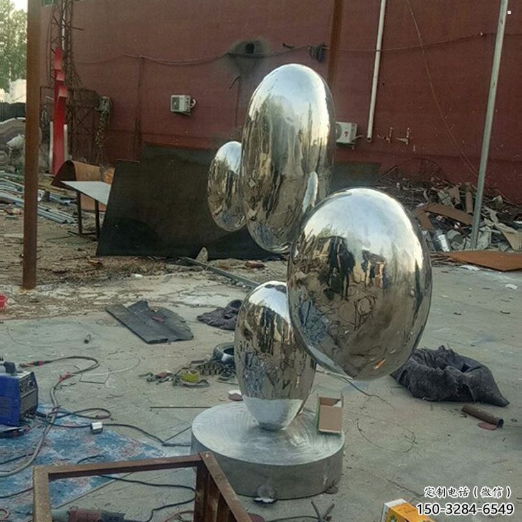 噴漆雞蛋雕塑