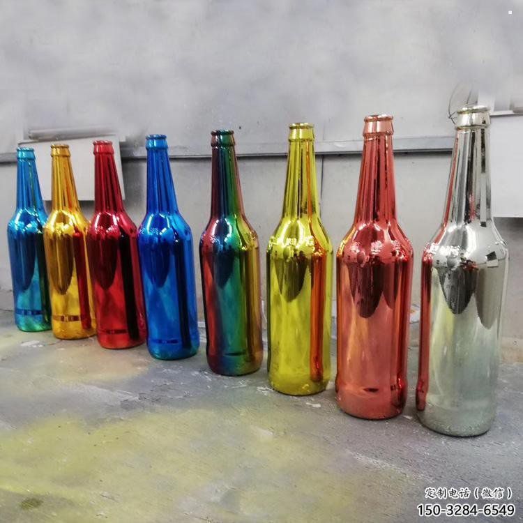 啤酒瓶雕塑通用，戶外雕塑，玻璃鋼啤酒瓶雕塑供應(yīng)
