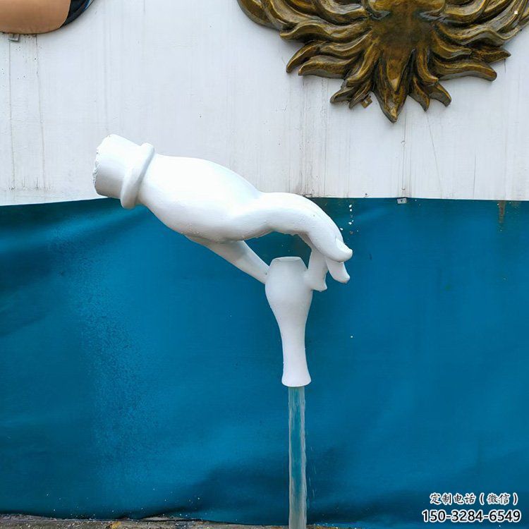 手雕塑服務商，公園小品，地產手捏瓶子雕塑廠家