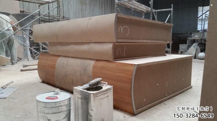 疊書(shū)雕塑提供，露天雕塑，鑄銅疊書(shū)雕塑生產(chǎn)承接