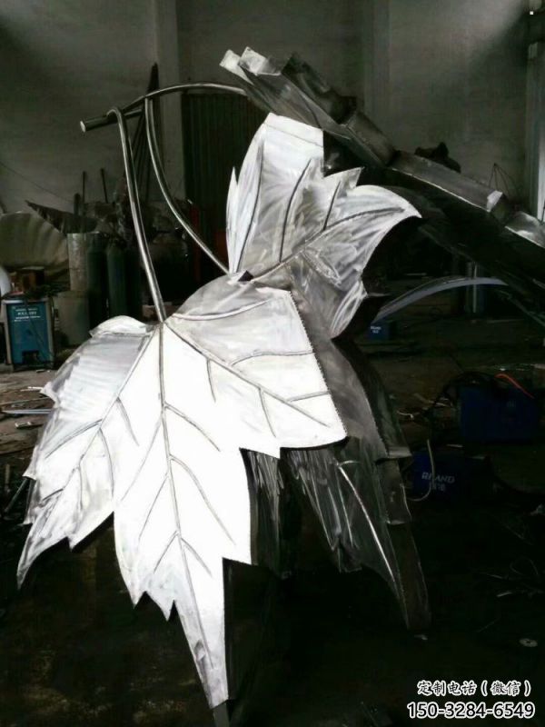 楓葉雕塑供應(yīng)，美陳雕塑，不銹鋼楓葉雕塑生產(chǎn)廠(chǎng)家