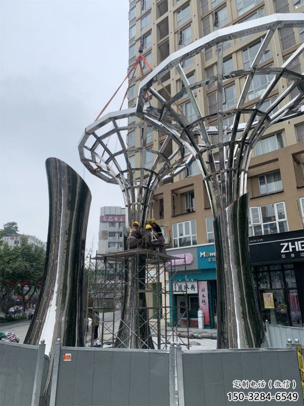 遮陽樹雕塑優選，室外雕塑，彩繪鏤空遮陽樹雕塑優選