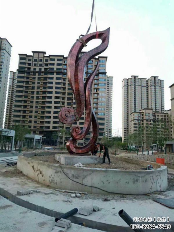 仿真樹葉雕塑定做，廣場(chǎng)雕塑，彩繪仿真樹葉雕塑提供