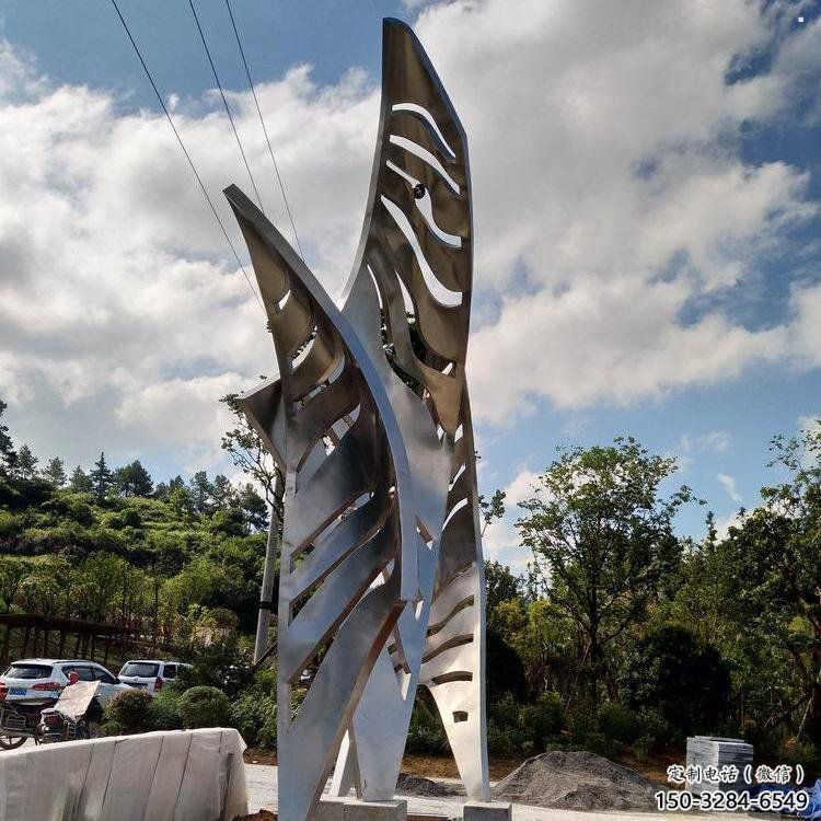 鏡面樹(shù)葉雕塑定制，市標(biāo)雕塑，不銹鋼鏡面樹(shù)葉雕塑制作