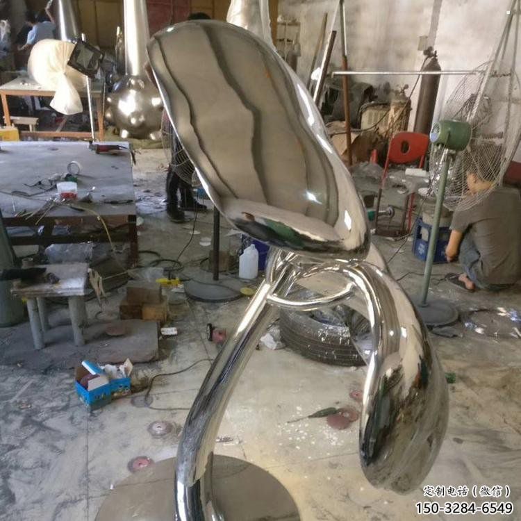 四葉草雕塑承接，城市裝飾，不銹鋼四葉草雕塑廠家