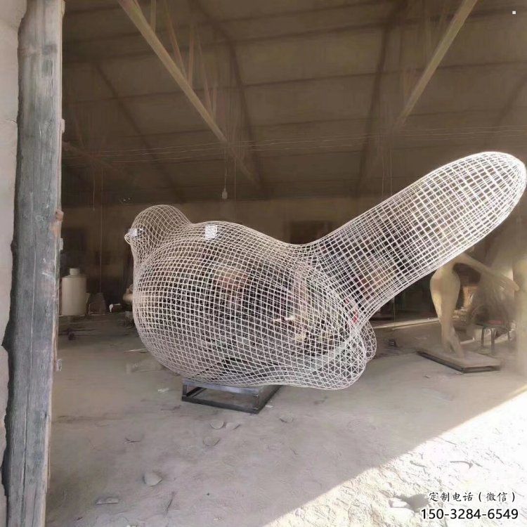 鏤空鳥雕塑批發，拉絲工藝，鐵藝小鳥雕塑承接