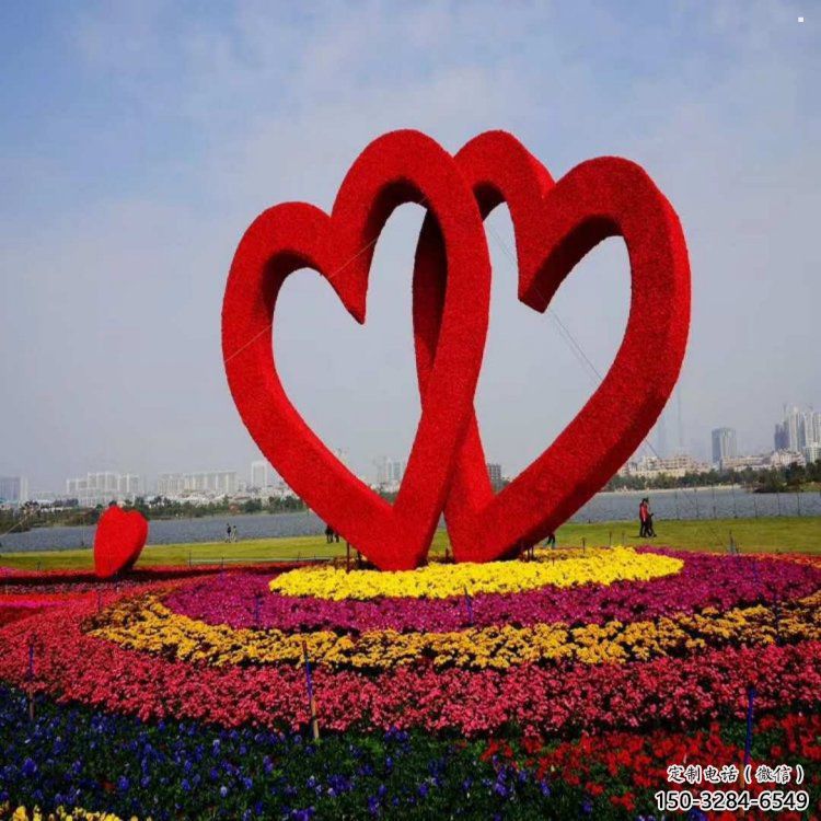 大門口雙心雕塑