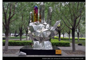 鏡面手掌雕塑點擊，陸地擺件，不銹鋼手掌雕塑預(yù)定