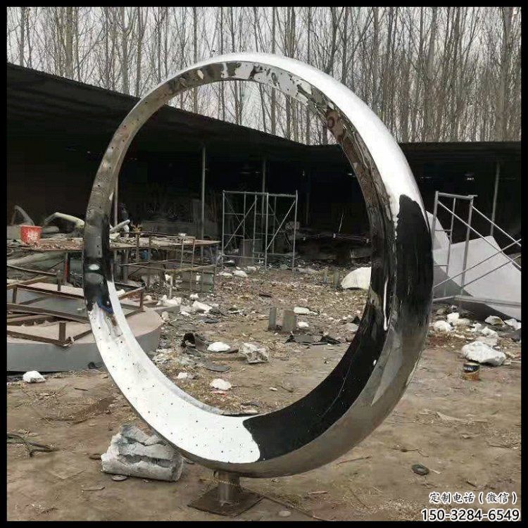 月牙雕塑選用，小區擺件，大型鏤空月牙雕塑公司