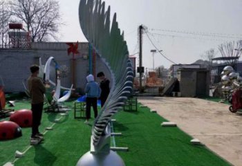 校園翅膀雕塑，拉絲景觀雕塑，抽象主題