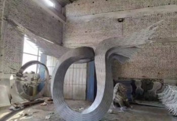 抽象鳥翅雕塑供應(yīng)，花園小品，不銹鋼鳥翅雕塑展品