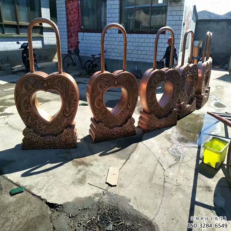 貴港景觀同心鎖雕塑供應，藝術(shù)雕塑，現(xiàn)代鎖子雕塑供求