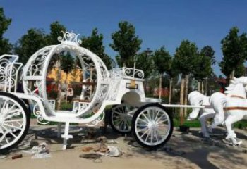 甘南廣場(chǎng)馬車雕塑