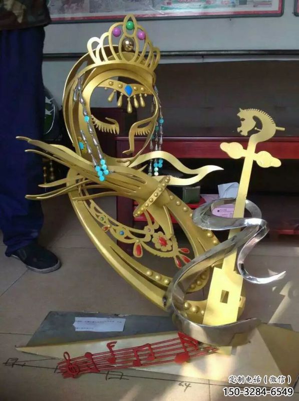 南關公園臉譜雕塑