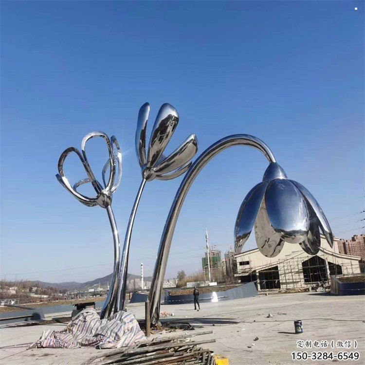 上饒百合花雕塑承接，城市裝飾，大型不銹鋼百合花雕塑公司