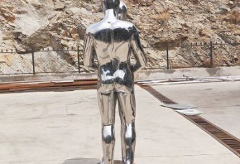 遼源廣場情侶雕塑