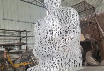 太原大型鏤空人物雕塑常用，戶外擺放，鐵藝字母人物雕塑展示