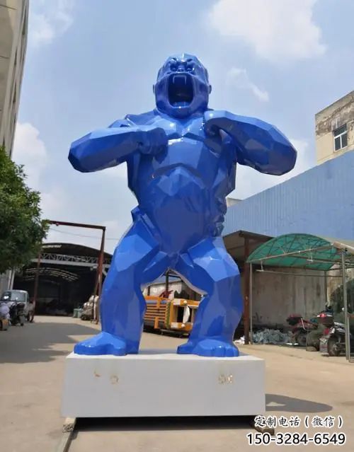 遂寧彩繪黑猩猩雕塑